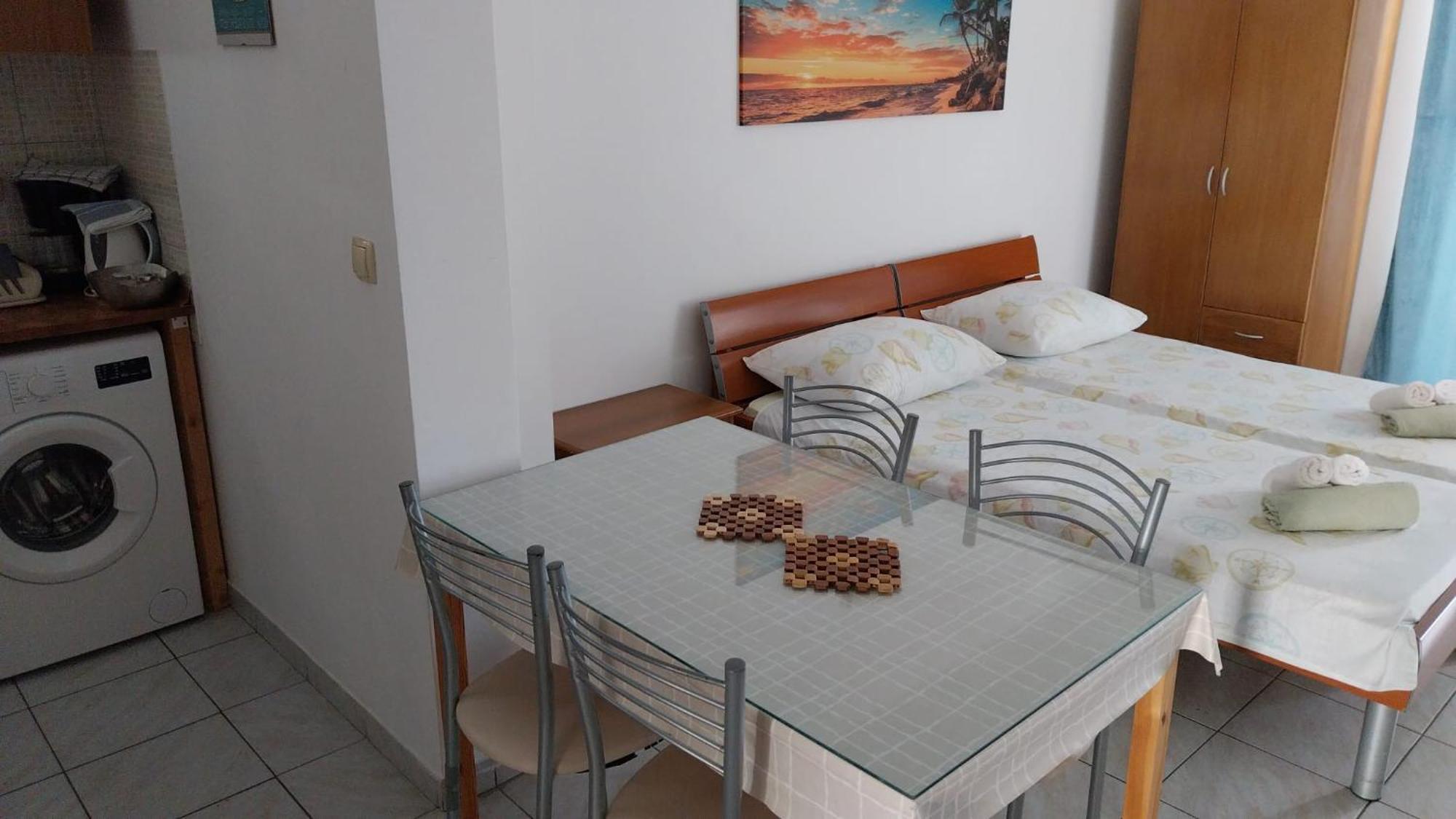 Apartments Zemunik Omiš Chambre photo
